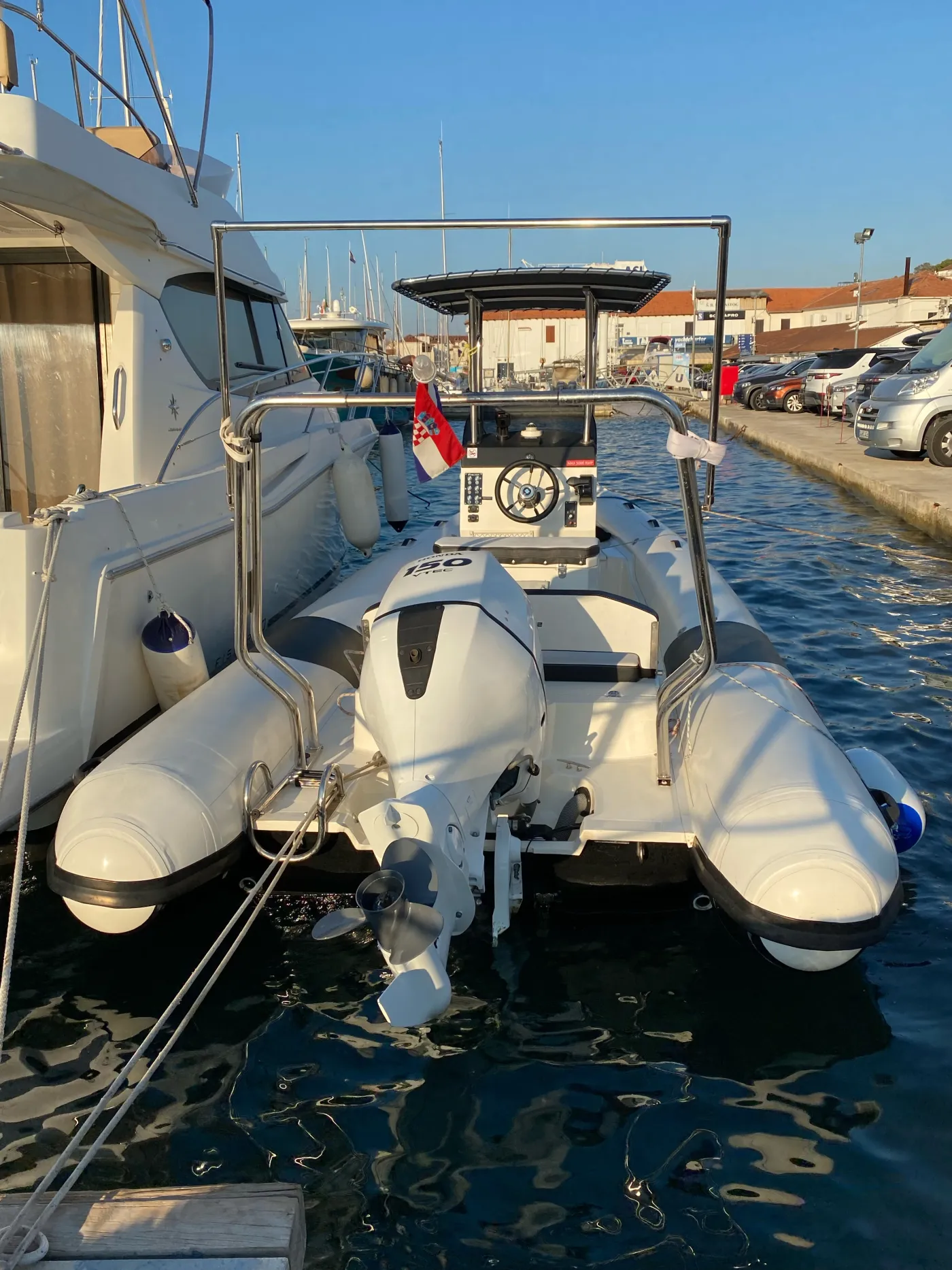 Falkor - Motor Yacht in Trogir