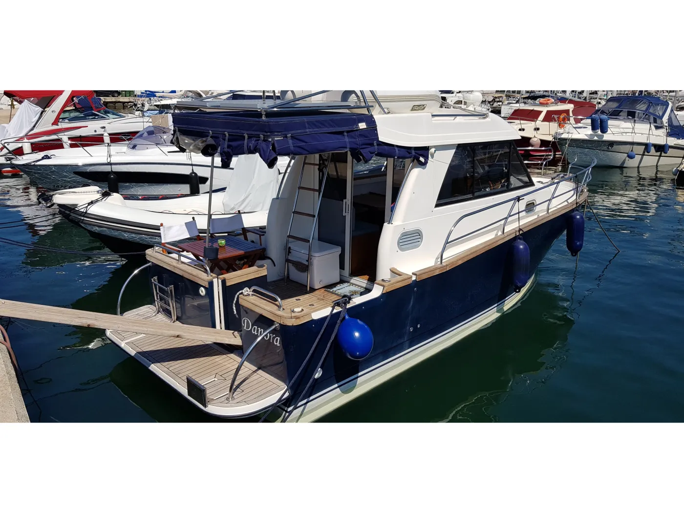 Danora - Motor Yacht in Biograd na Moru