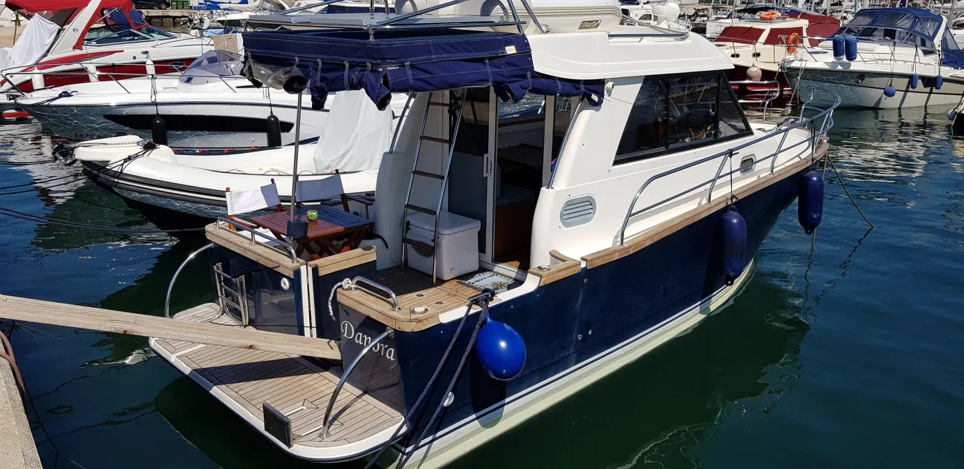 Danora - Motor Yacht in Biograd na Moru