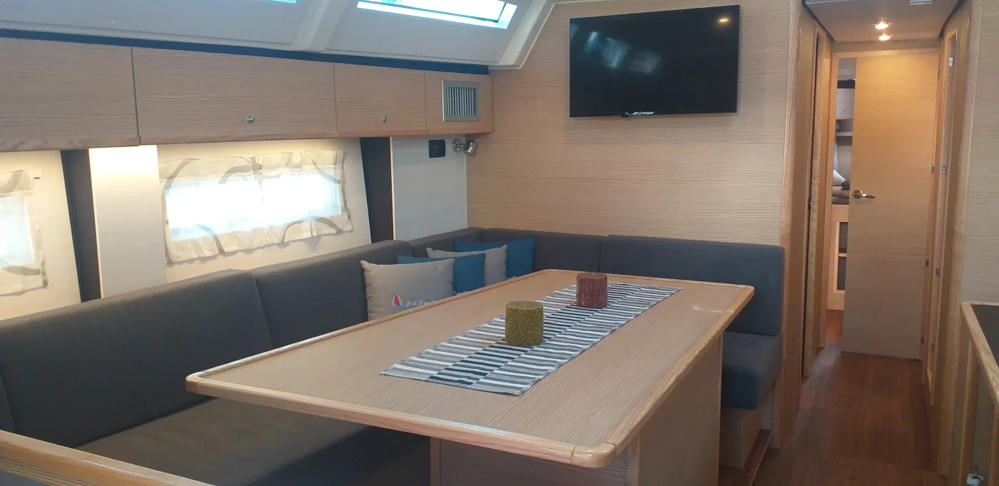 PRESTIGE I - Sailboat in Trogir