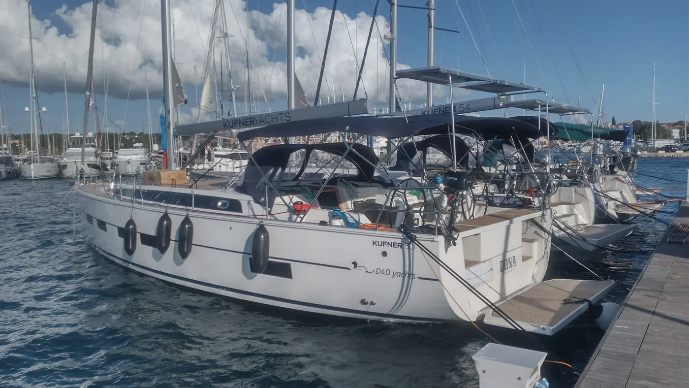 DONA - Sailboat in Punat
