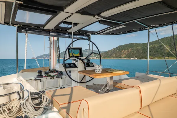 Flybridge