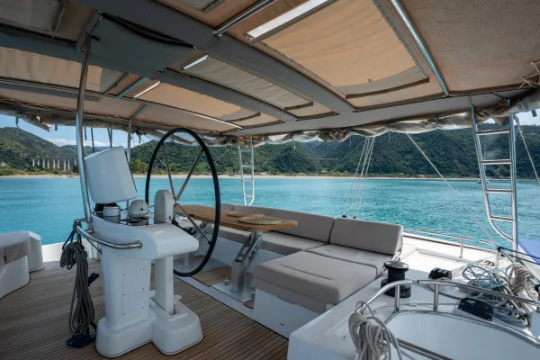 Flybridge