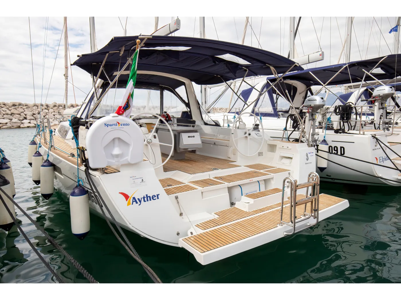 Ayther - Standard line - Sailboat in Salerno