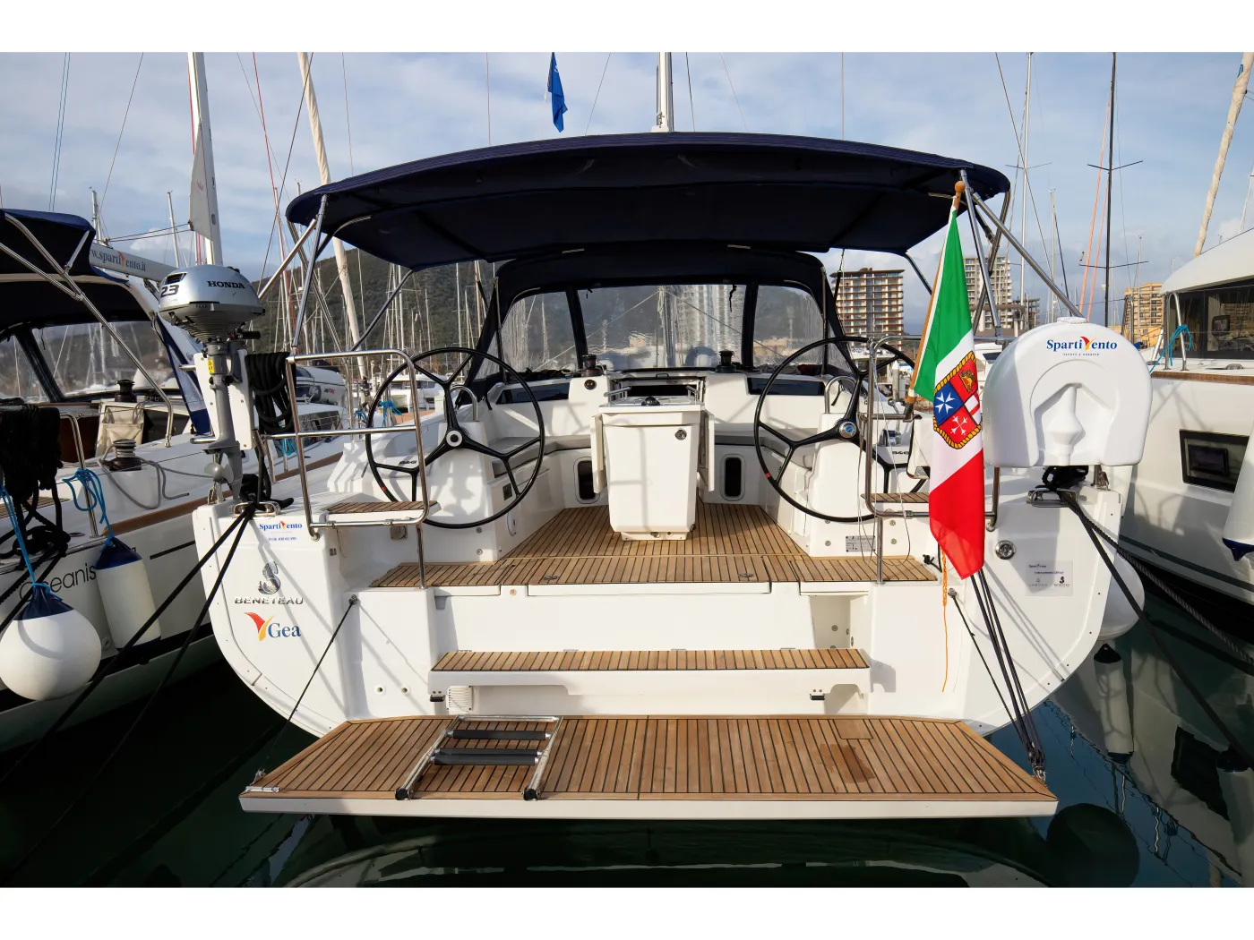 Gea - Standard Line - Sailboat in Salerno