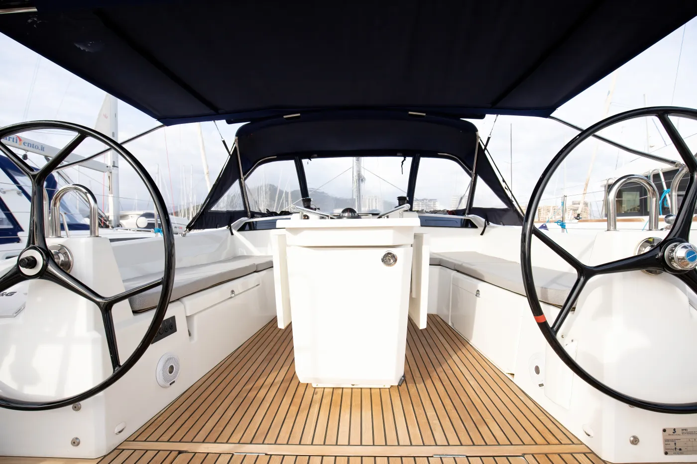 Gea - Standard Line - Sailboat in Salerno