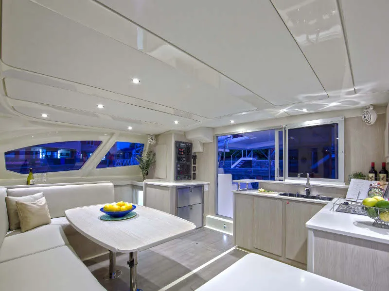 SHANGRI-LA - Catamaran in Adaköy