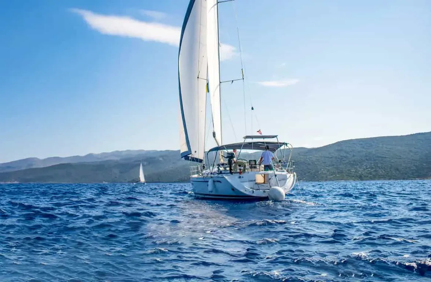 Paolo - Sailboat in Nikiana