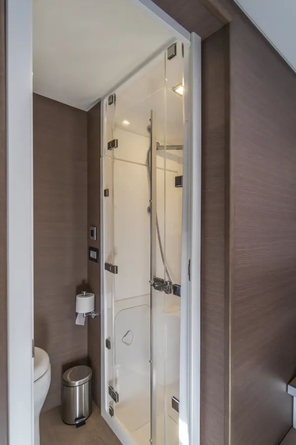 Double Cabin