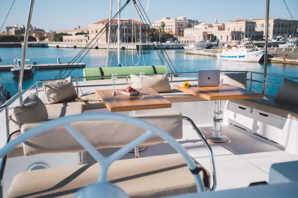 Flybridge