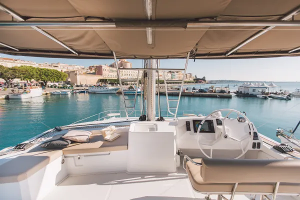 Flybridge