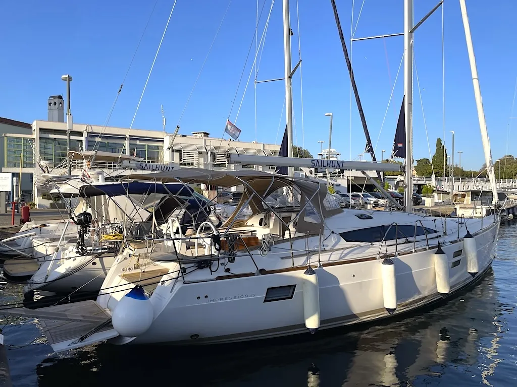 Elysium - Yelkenli içinde Zadar