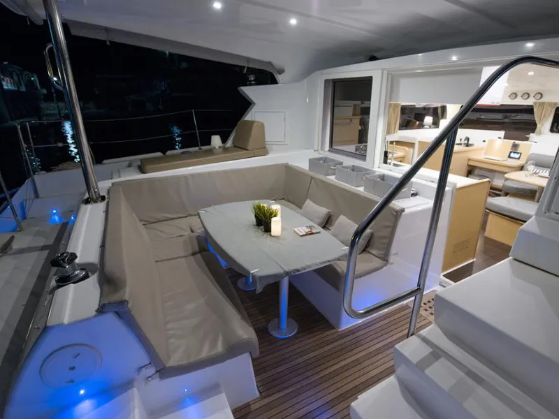 Nirvana AC Watermaker Gen + elegant pack refit 2022 - Catamaran in Lefkada