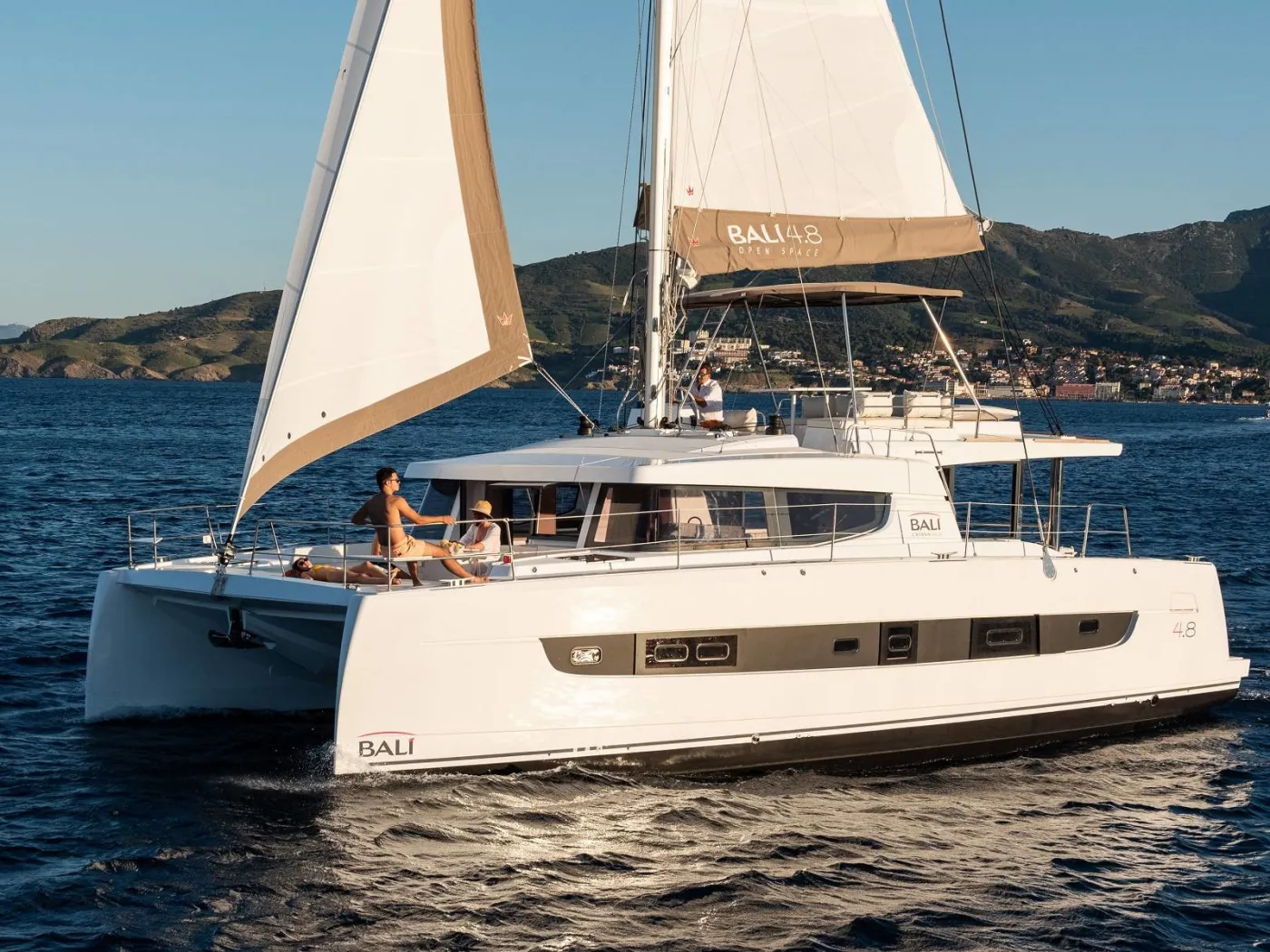 Selena - Catamaran in Nea Peramos