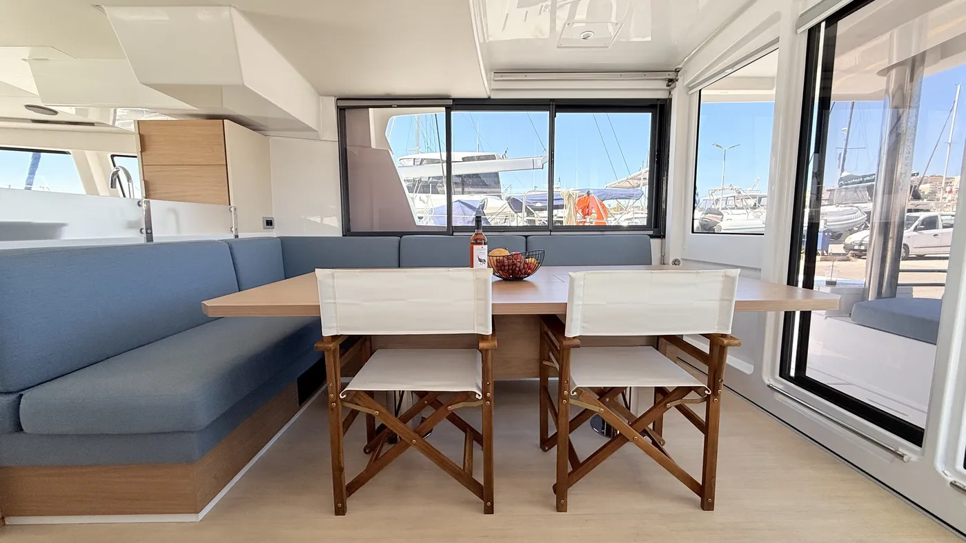 Azurea - Catamaran in Lavrio