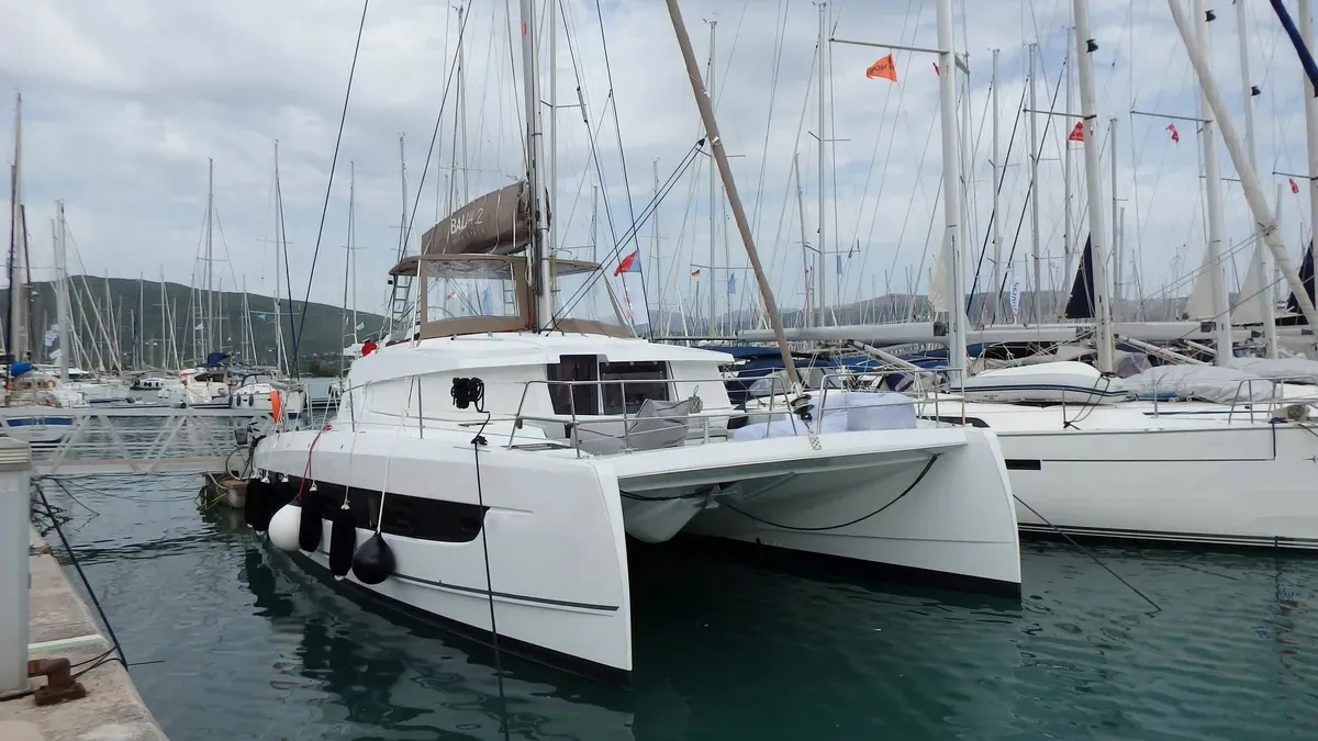 Blue Navy - Catamaran in Nikiana