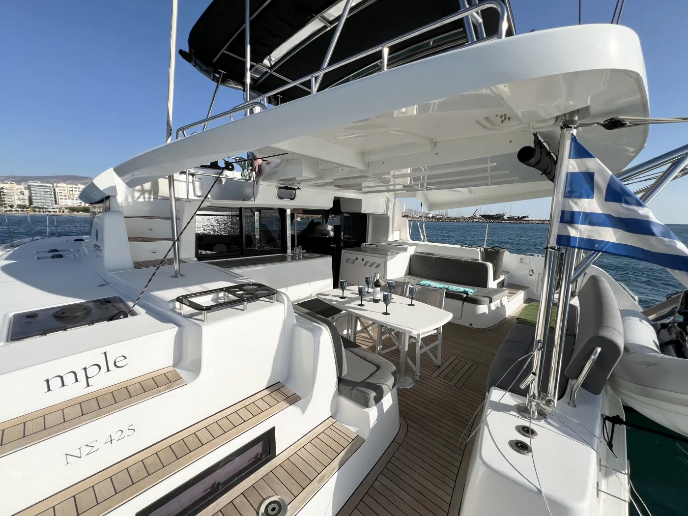 MPLE (air condition, generator, water maker) - Catamaran in Alimos