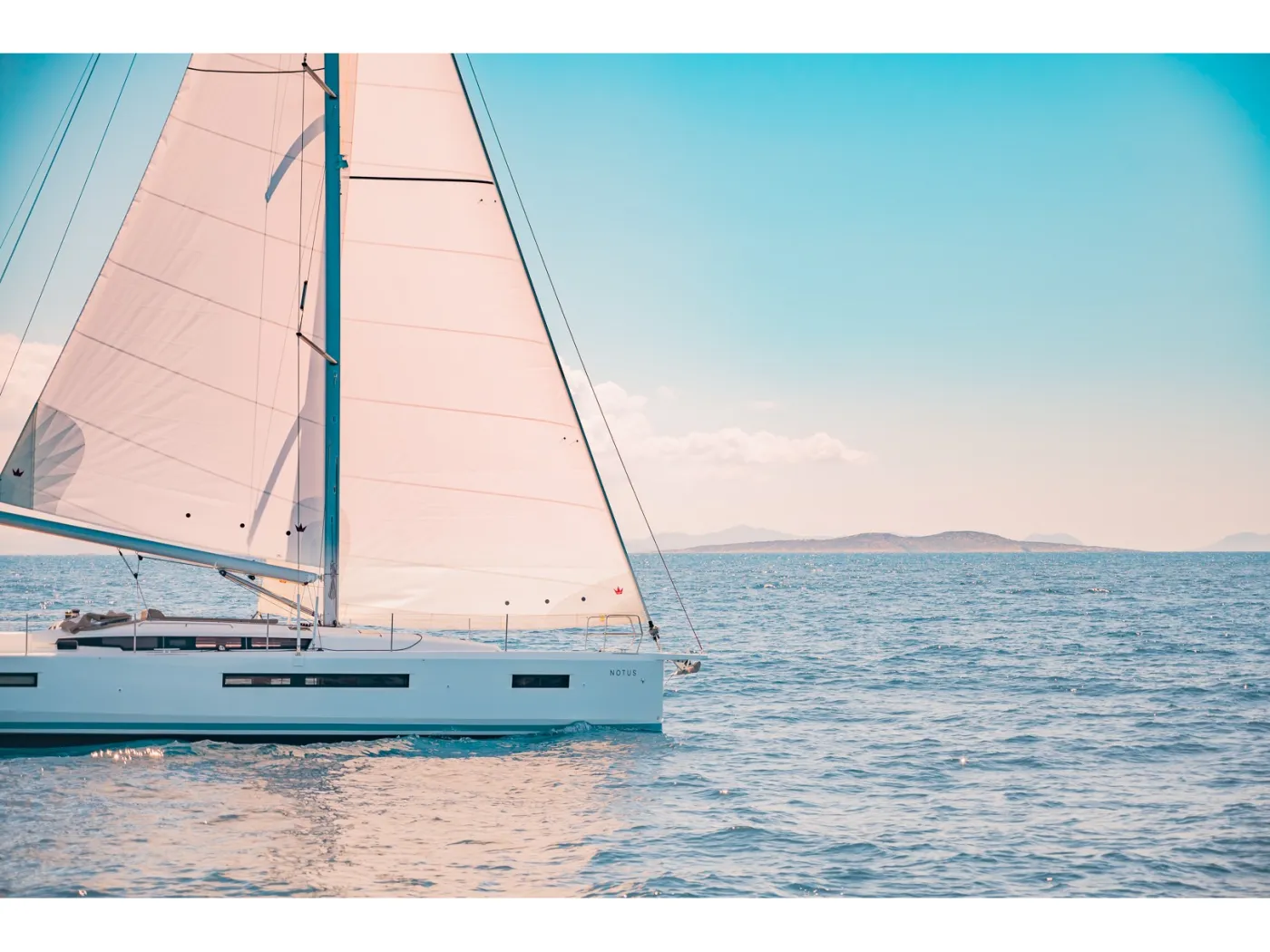NOTUS - Sailboat in Alimos