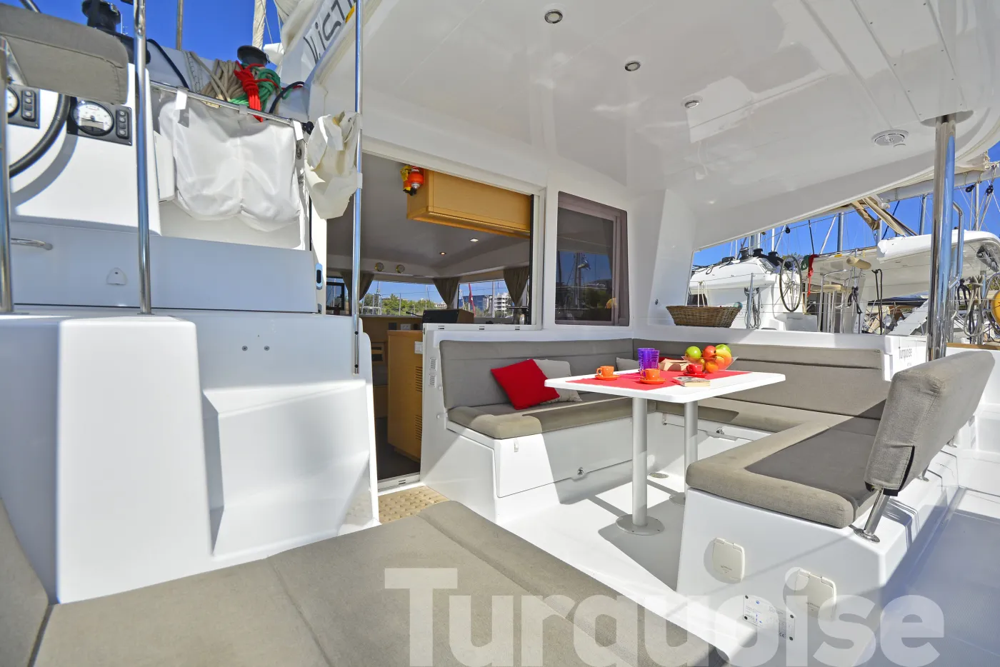 Turquoise - Catamaran in Lavrio