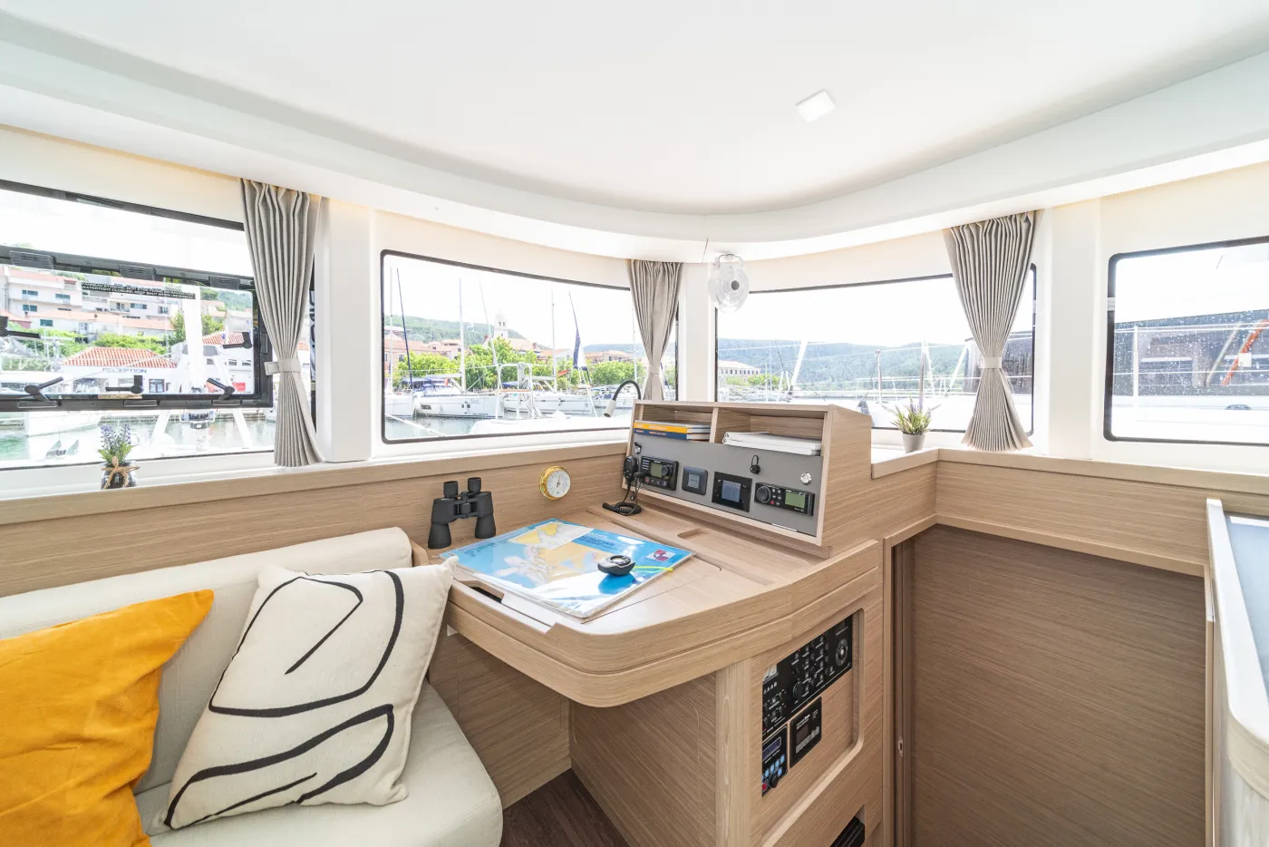 First Dance - Catamaran in Skradin