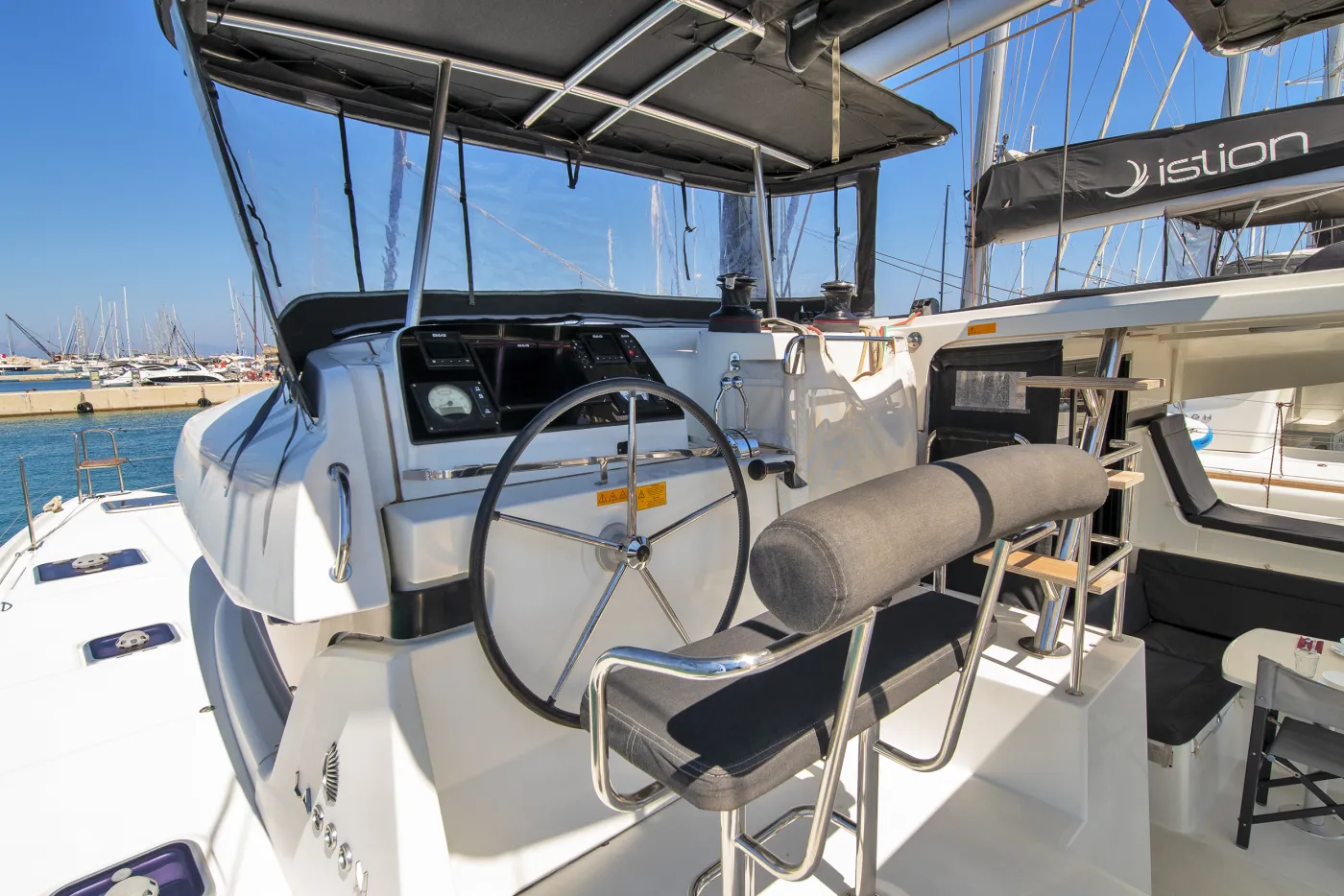 Ionas - Catamaran in Rodos