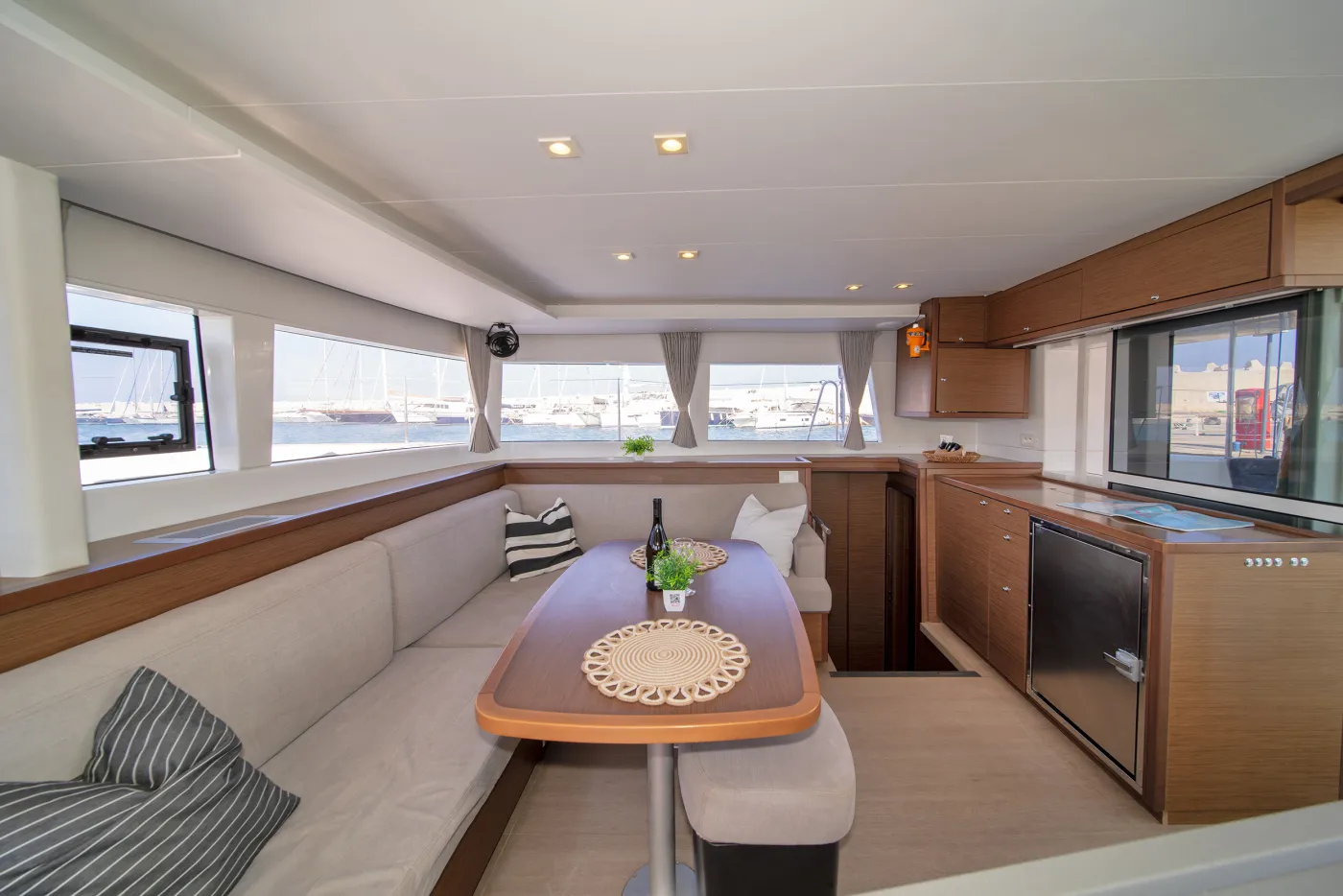Thetis - Catamaran in Rodos