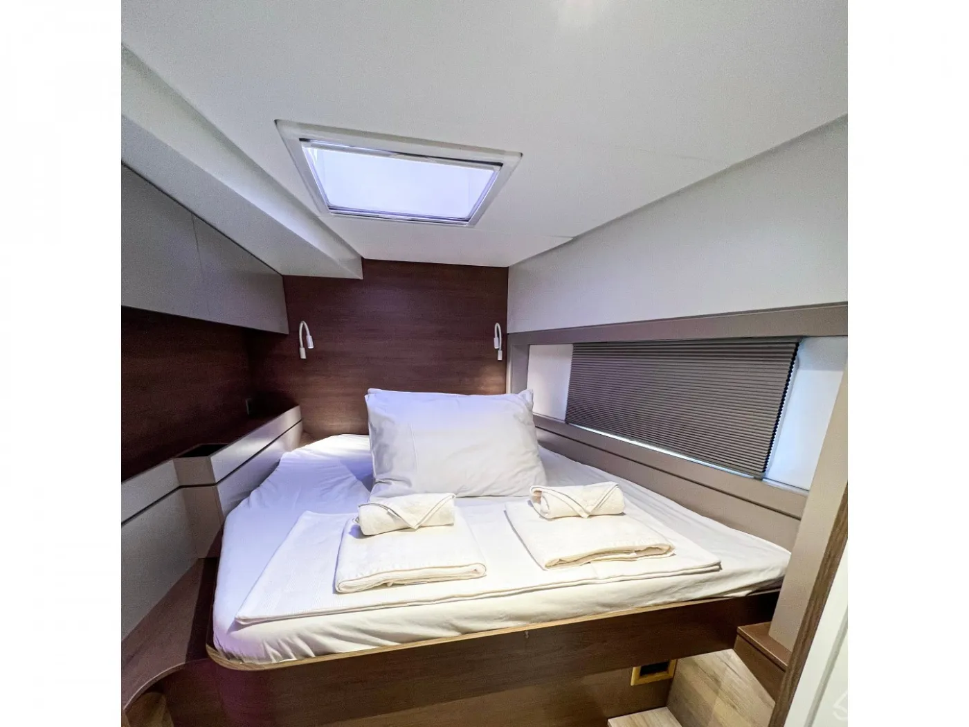 Silver Waters - Catamaran in Skiathos