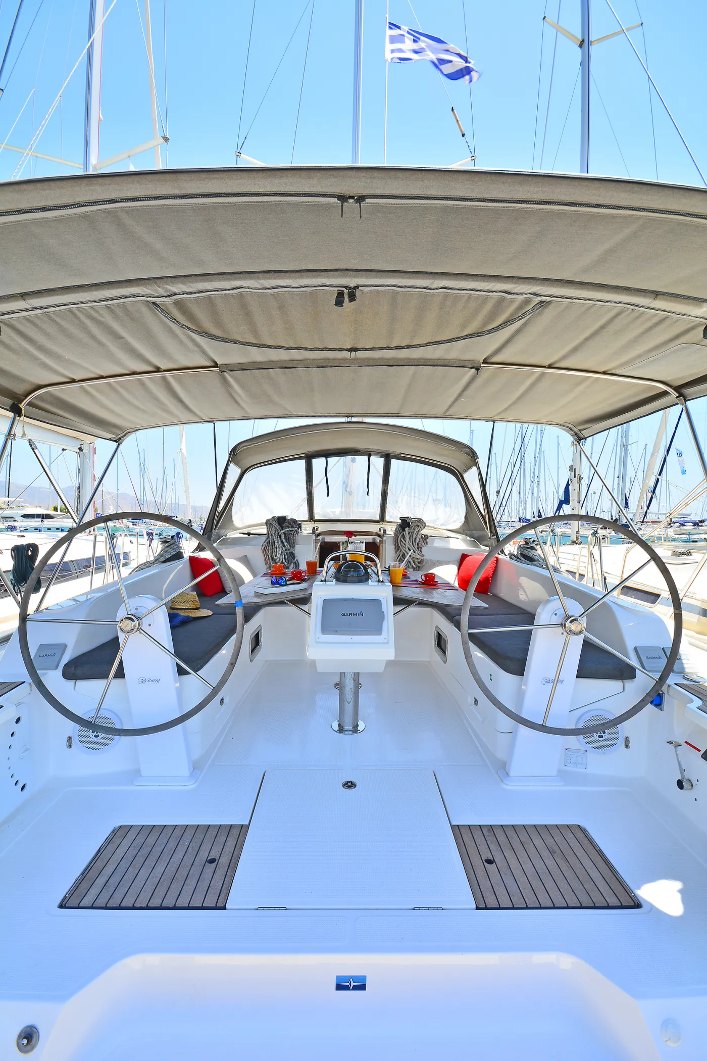 Nereus - Sailboat in Preveza