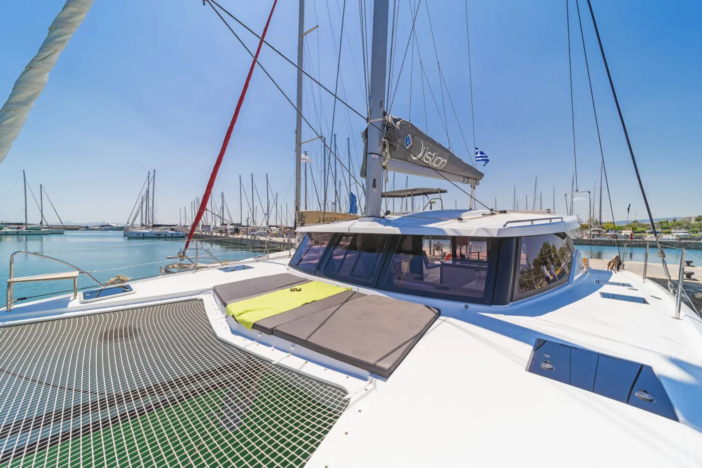 Aifos - Catamaran in Lavrio