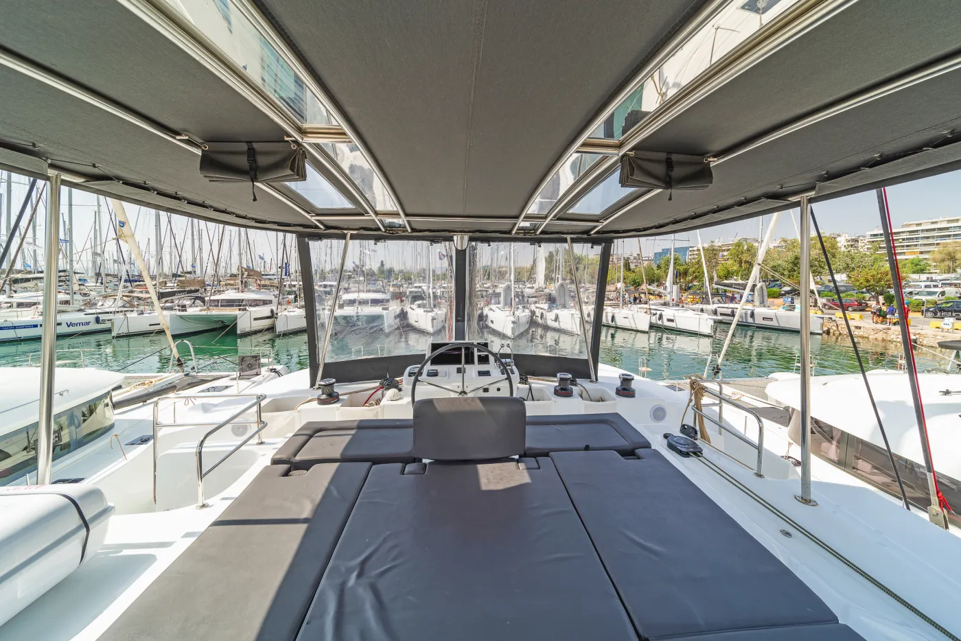 Reina (ONLY SKIPPERED) - Catamaran in Alimos