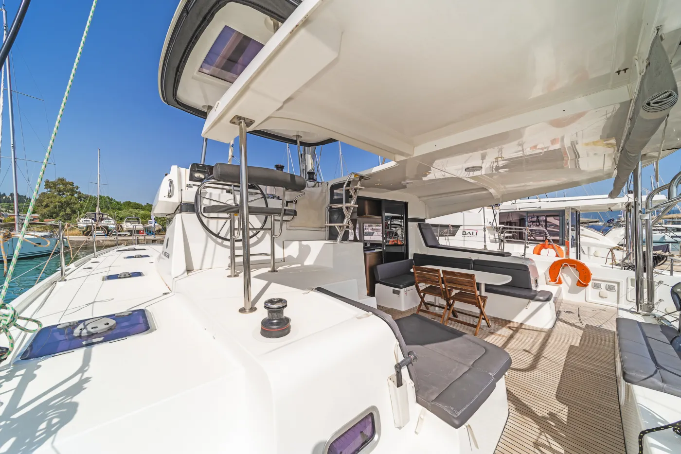 Equilibrium - Catamaran in Kontokali
