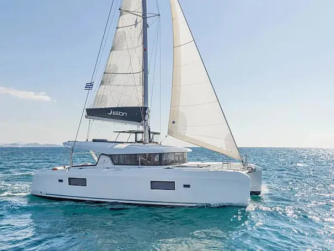 Carpe Diem - Catamaran in Alimos