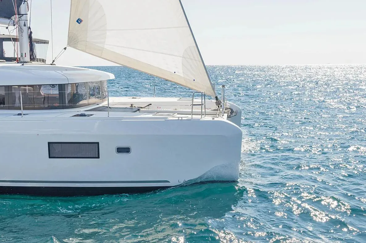 Carpe Diem - Catamaran in Alimos