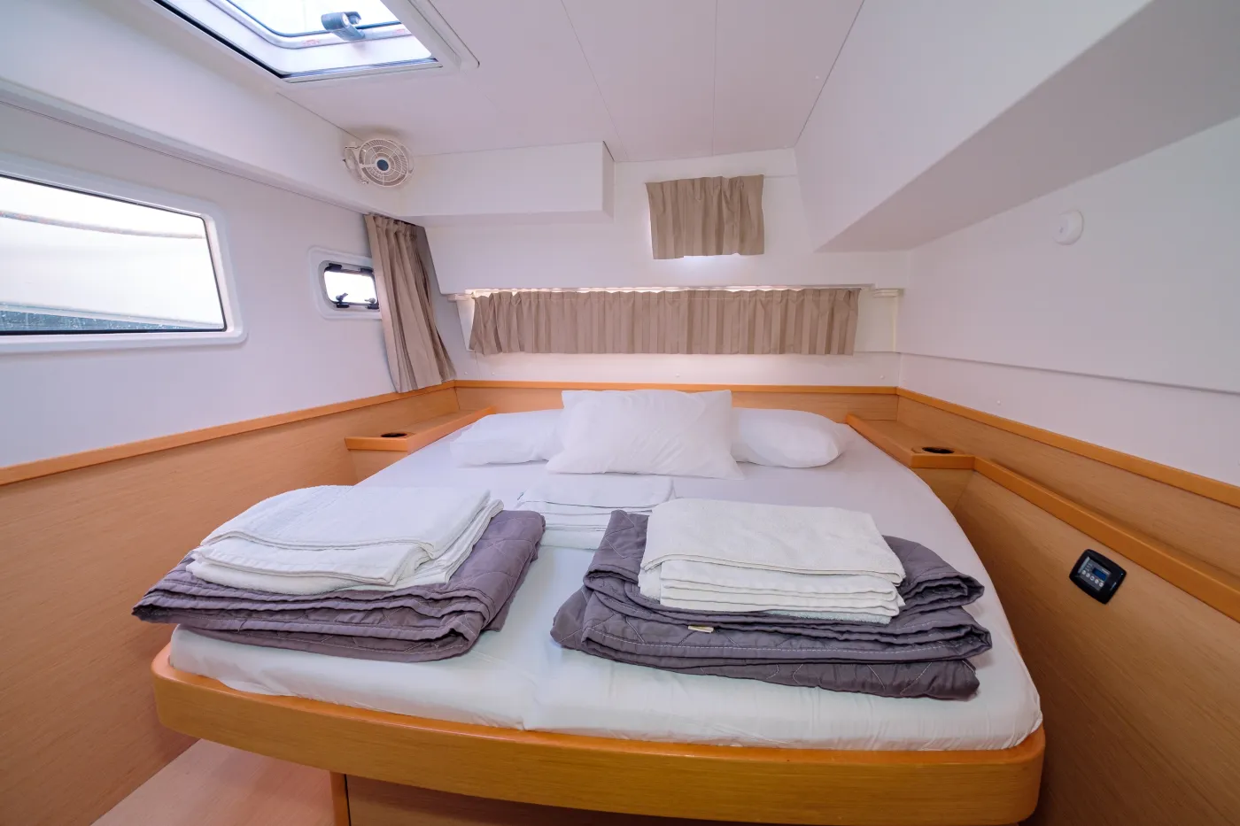 Plous - Catamaran in Kos