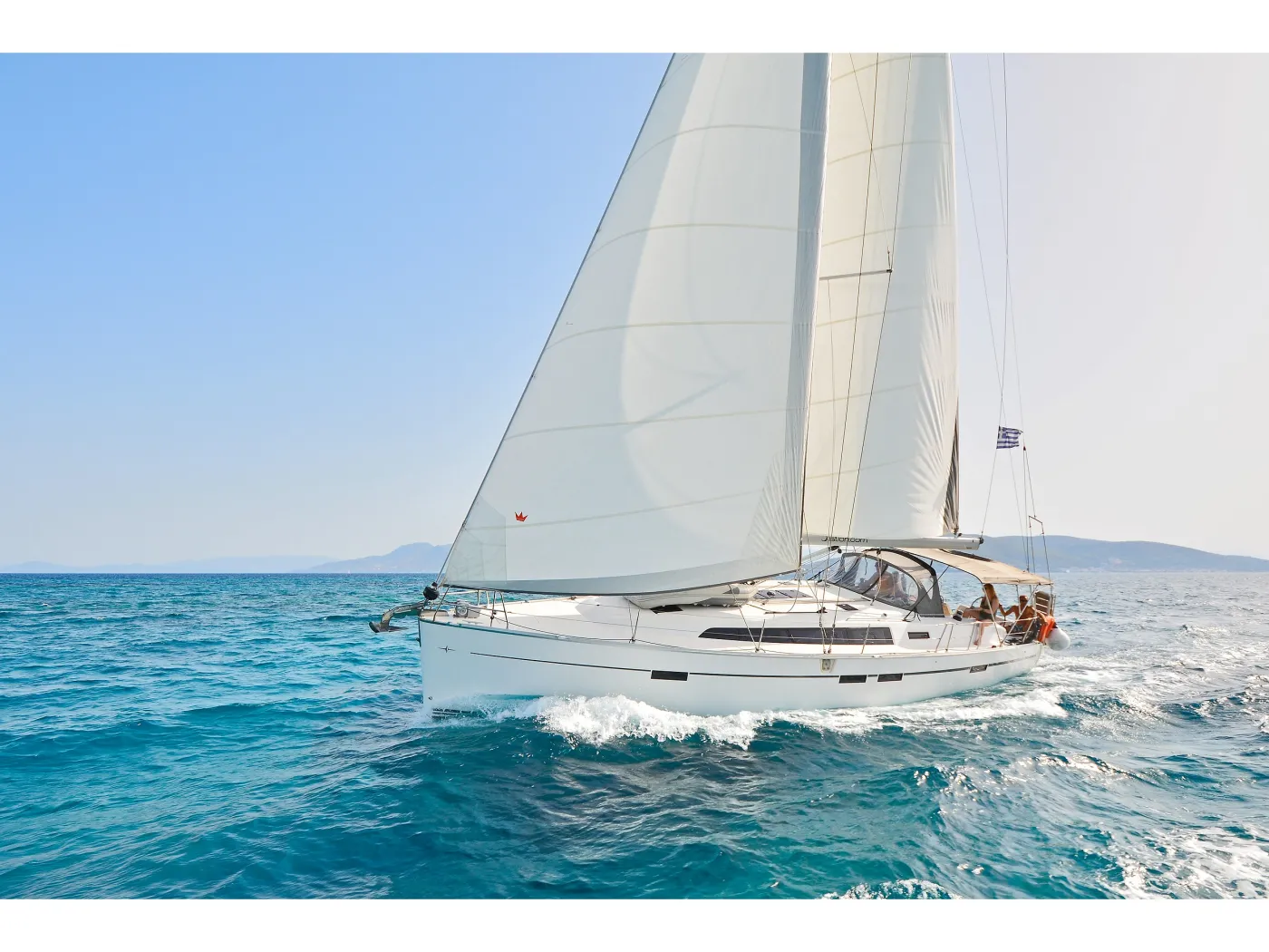 Artemis - Sailboat in Alimos