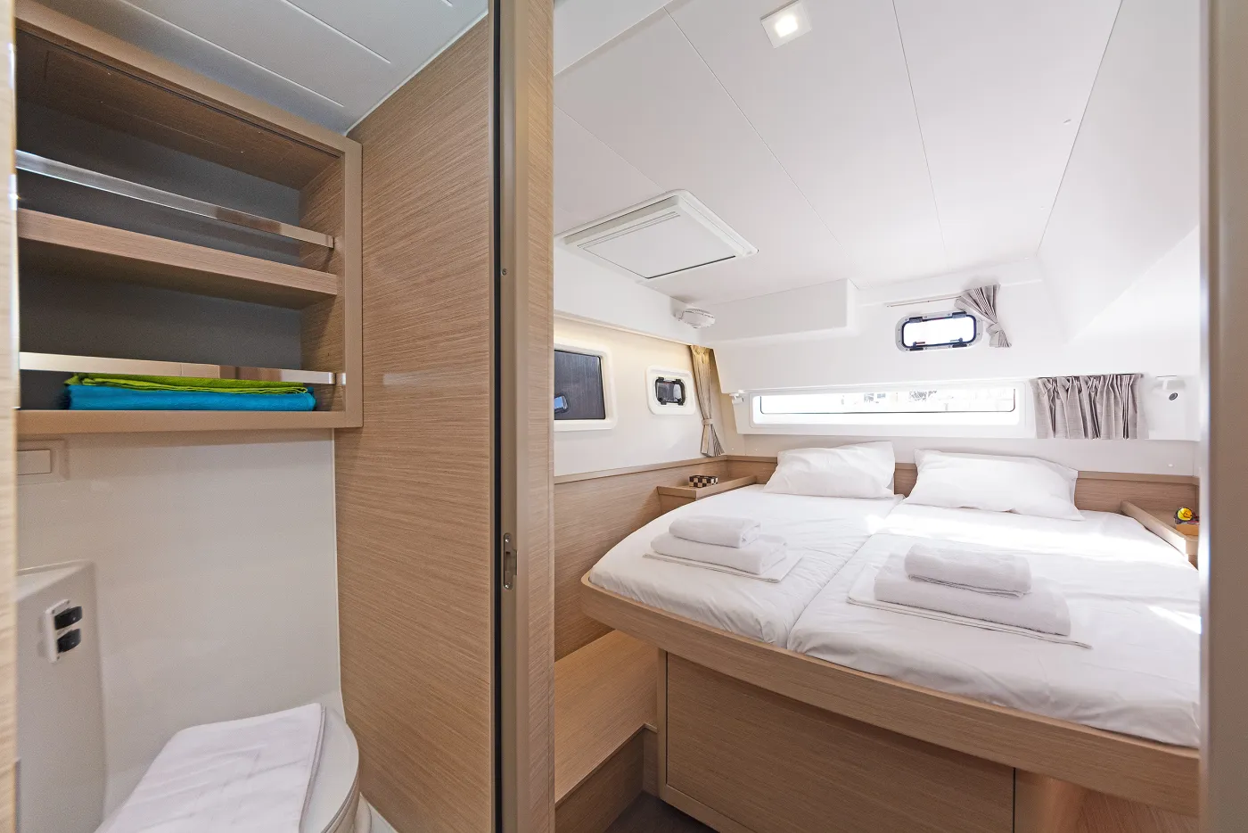 Dream Waters - Catamaran in Volos