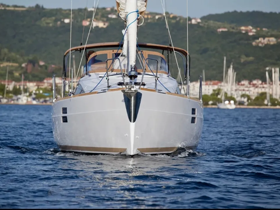 Aurora - Sailboat in Pula