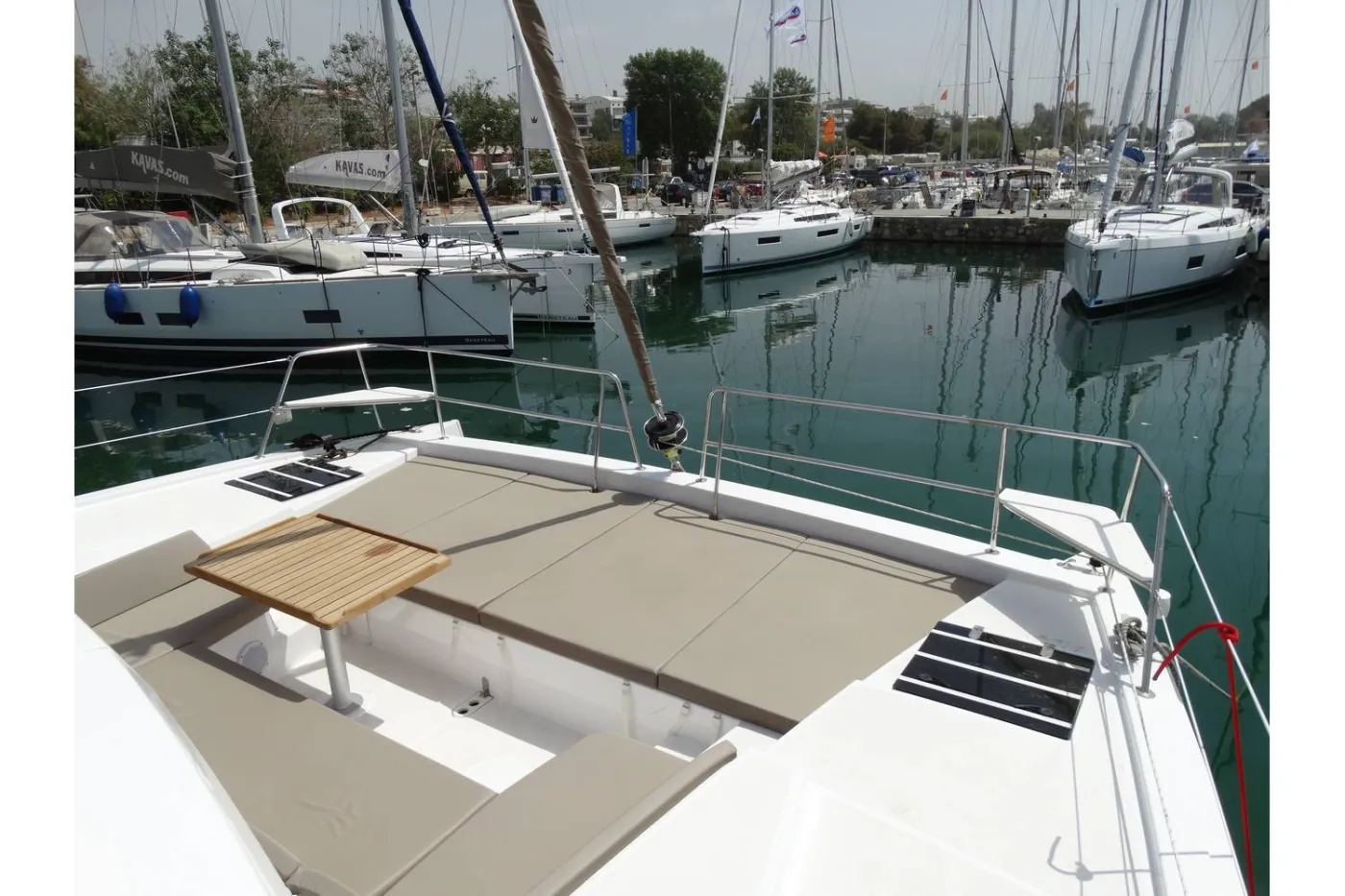 FUNSEA - Katamaran içinde Lefkada
