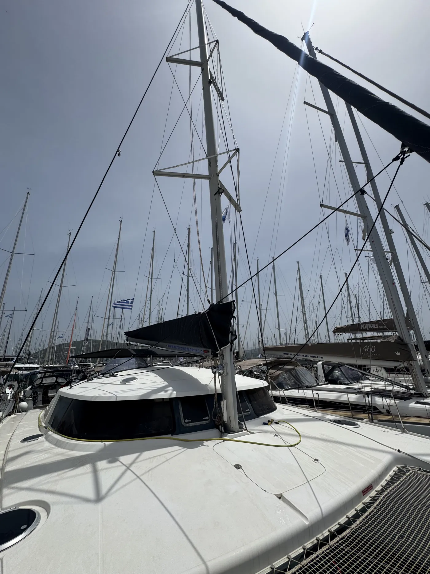 ARTEMIS K - Katamaran içinde Lefkada