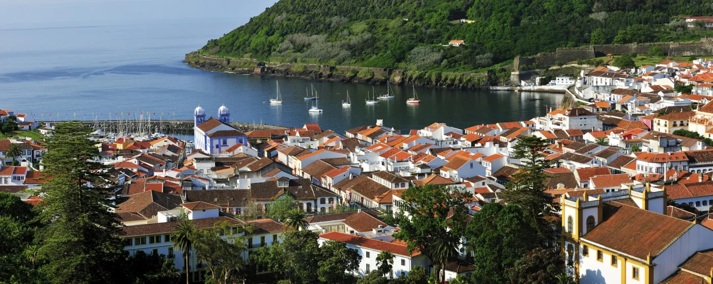 Sailtours - Sailboat in Angra do Heroísmo