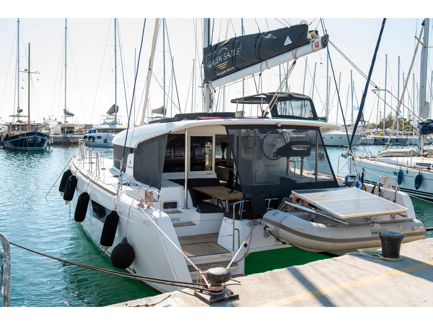 L'Avventura - Catamaran in Alimos