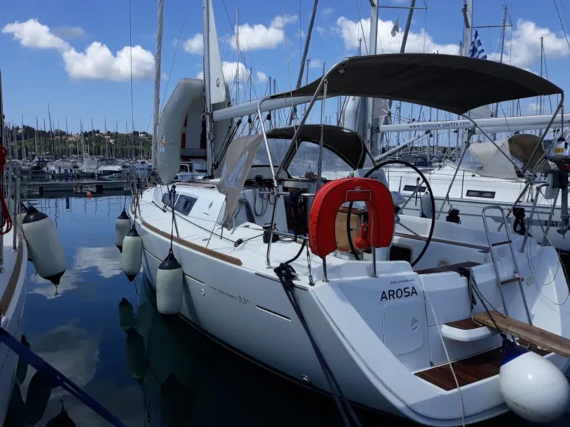 Arosa - Sailboat in Kontokali