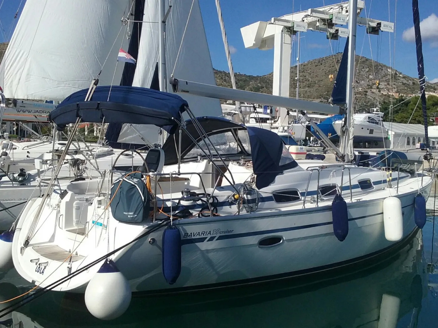 LOLA - Sailboat in Primošten