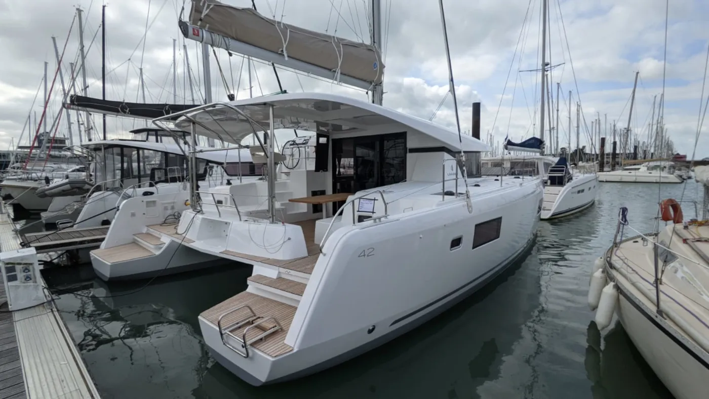 RIA III (AC, Gen, w.maker) - Catamaran in Lefkada