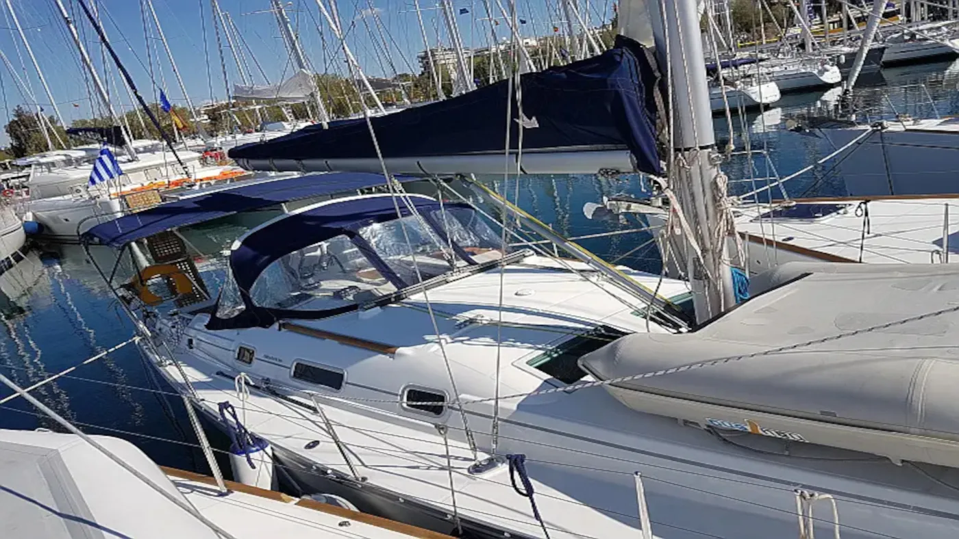 PANORAMA - Sailboat in Skiathos