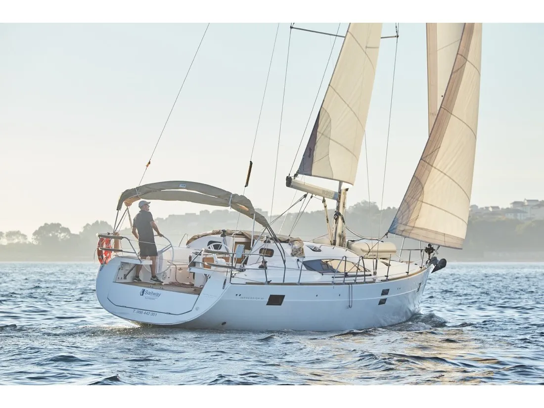 Alcamaro - Sailboat in Vigo