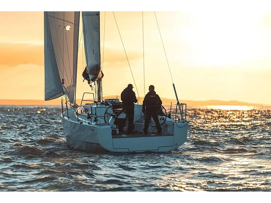 Lirain Tres - Sailboat in Vigo