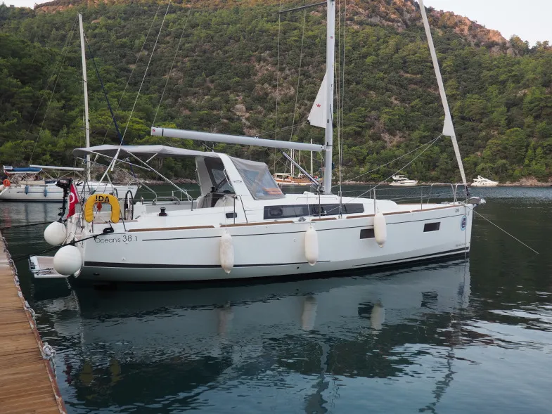 IDA - Sailboat in Adaköy