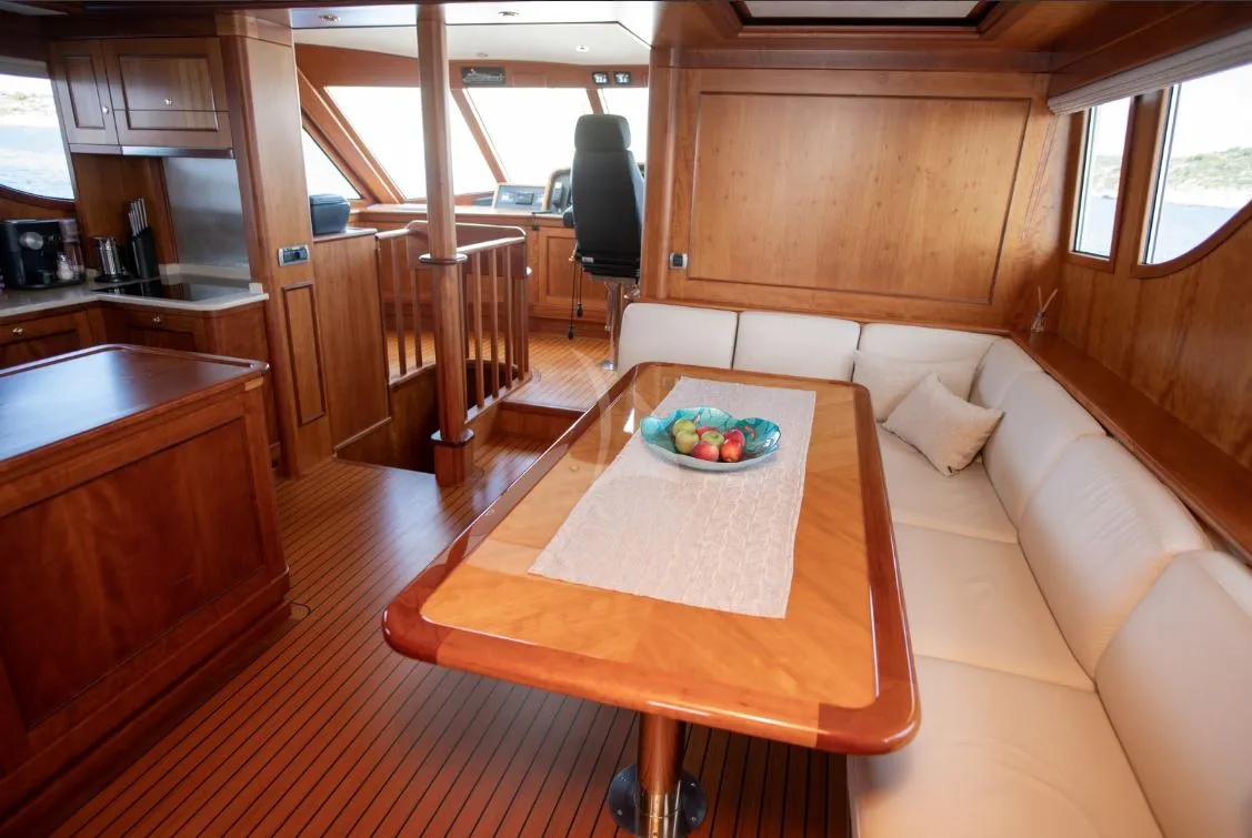 SEA BREEZE II - Motor Yacht in Rogoznica