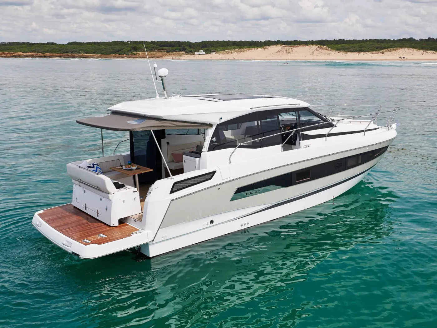 Black Pearl - Motor Yacht in Makarska